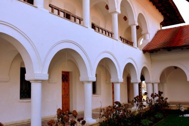 Manastır Sambata, Smbta de Sus, Braov County, Romanya'nın Transilvanya bölgesinde bir Romanya Ortodoks Manastırı