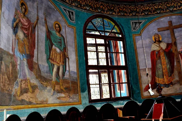 赞菲拉修道院是在1721至1743年间尼古拉斯 马夫罗科达托斯统治时期由富有的寡妇商人曼油性使徒建造的 由伟大的罗马尼亚画家 Nicolae Grigorescu — 图库照片