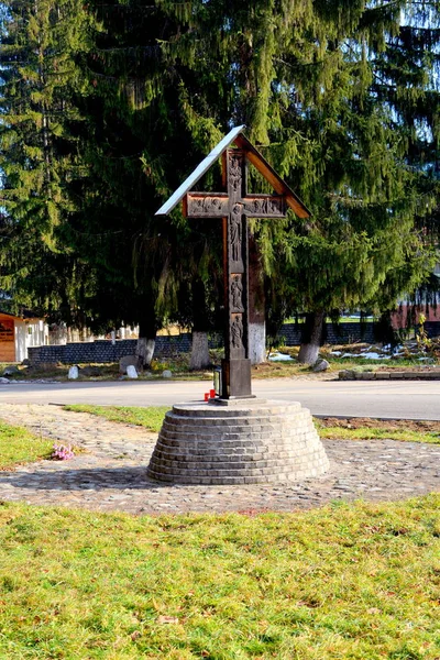 Monasterio Sambata, un monasterio ortodoxo rumano en Smbta de Sus, condado de Braov, en la región de Transilvania de Rumania — Foto de Stock