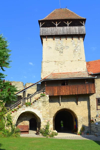 Μεσαιωνική οχυρωμένη σαξονικό εκκλησία στο Calnic, Τρανσυλβανία — Φωτογραφία Αρχείου