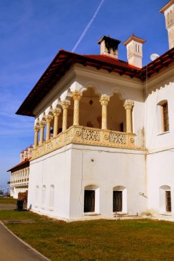 Romanya Ortodoks Manastırı'Smbta de Sus, Braov İlçesi Manastırı Sambata olduğunu