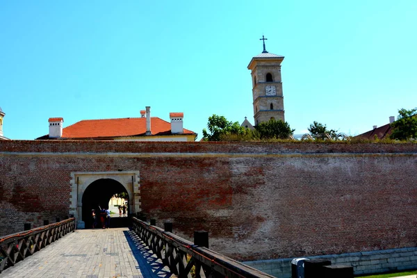 Fortaleza medieval Alba Iulia, Transilvania . —  Fotos de Stock
