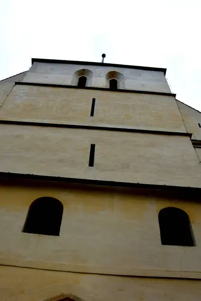 Vecchia chiesa luterana sassone medievale a Sighisoara, Transilvania, Romania — Foto Stock