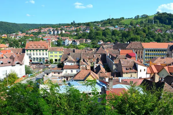 Légifelvételek. A belvárosban a középkori város, Segesvár, Transylvania városi táj — Stock Fotó