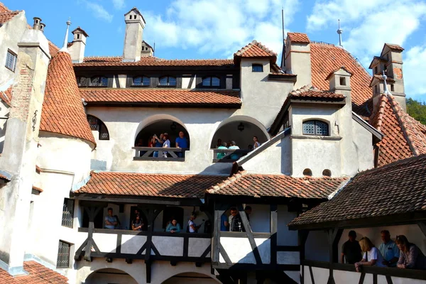 Bran castle, home of Dracula, Brasov, Transylvania — Stock Photo, Image