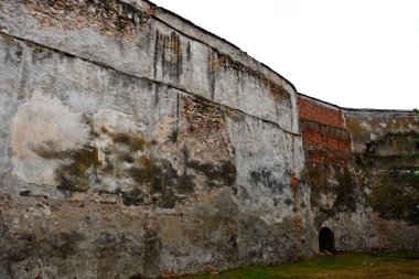 Ortaçağ Sakson kilise Codlea, en büyük Burzenland tarihi bölgesinde, Transilvanya, Romanya güçlendirilmiş. Codlea şehir de Almanlar tarafından kurulmuş inanılıyor.