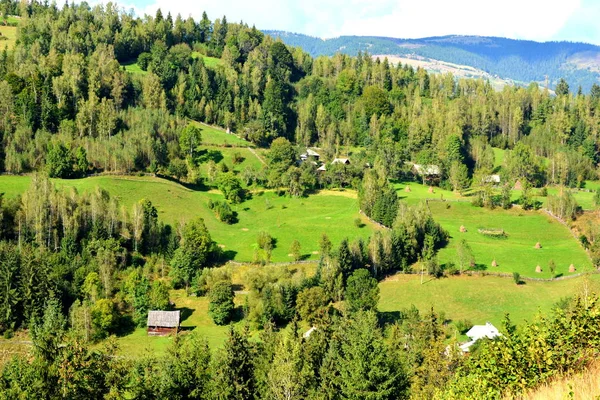 Пейзаж у горах Apuseni, Трансільванії — стокове фото