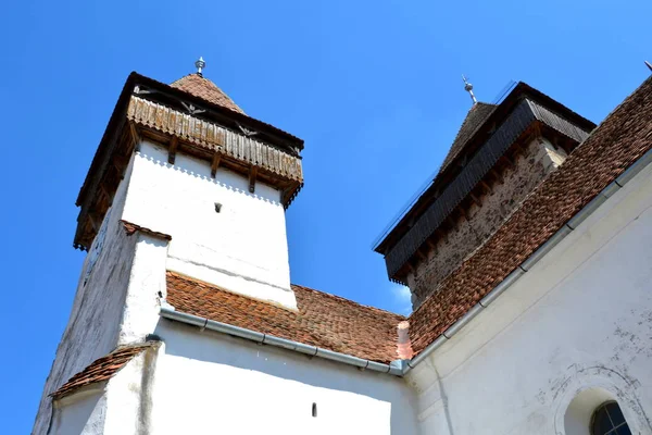 Befestigte sächsische mittelalterliche Kirche homorod, Transsilvanien — Stockfoto