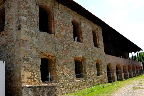 Středověká pevnost Fagaras, Transylvánie. Muzeum pevnosti. — Stock fotografie