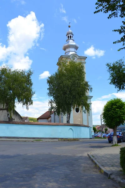 Paisaje urbano típico de la ciudad Rupea, Reps, Transilvania —  Fotos de Stock