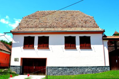 Tipik evleri Sakson Köyü Ungra, Transilvanya, Romanya