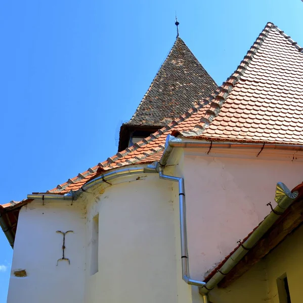 Opevněné středověké Saské evangelický kostel v Veseud, Lucie, Sedmihradsko, Rumunsko — Stock fotografie