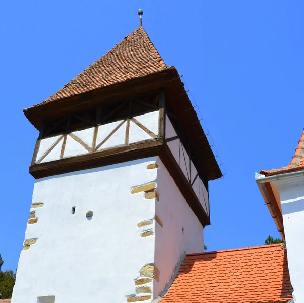 Iglesia evangélica saxon medieval fortificada en Veseud, Zied, Transilvania, Rumania — Foto de Stock