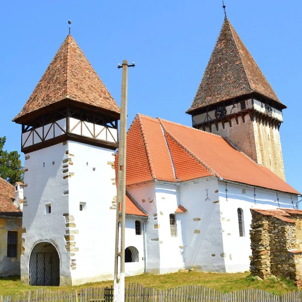 Укрепленный средневековый саксонский евангельский храм в Везеуде, Зайед, Трансильвания, Румыния — стоковое фото