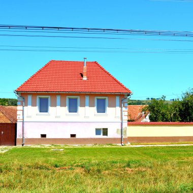 Tipik kırsal manzara ve köylü evlerde Merghindeal - Mergenthal Köyü, 