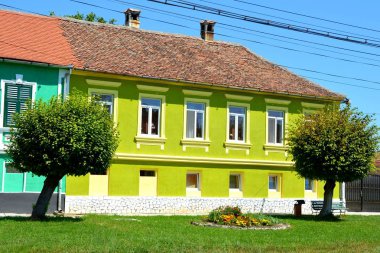 Tipik kırsal manzara ve köylü evlerde Merghindeal - Mergenthal Köyü, 