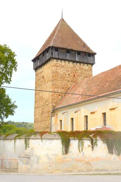 Barcut, Bekokten, Brekolten, Transilvanya, Romanya 'daki Ortaçağ Sakson Kilisesi — Stok fotoğraf