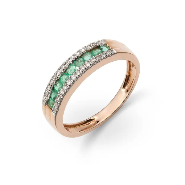 Δαχτυλίδι χρυσό χρυσό δαχτυλίδι με πράσινο πολύτιμοι λίθοι. — Φωτογραφία Αρχείου