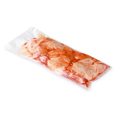 Poşete doldurulmuş taze kırmızı et..