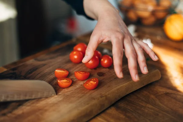 Chef Chopping Cherry Tomatoes Knife Wooden Board — Stock Photo, Image