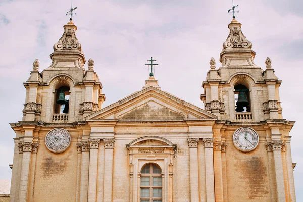 Vista Igreja Mdina Ilha Malta Imagens De Bancos De Imagens Sem Royalties