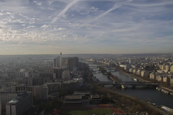 De hemel boven Parijs — Stockfoto