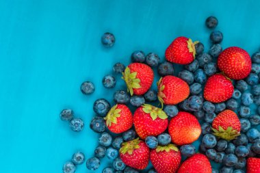 çilek arka plan: çilek, yaban mersini