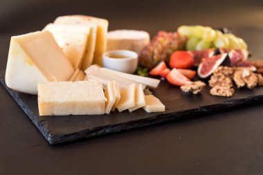 masada meze çeşitli Peynir tabağı