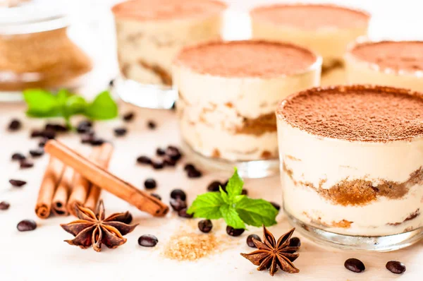 Homemade tiramisu, traditional Italian dessert in glass on wooden table — Stock Photo, Image