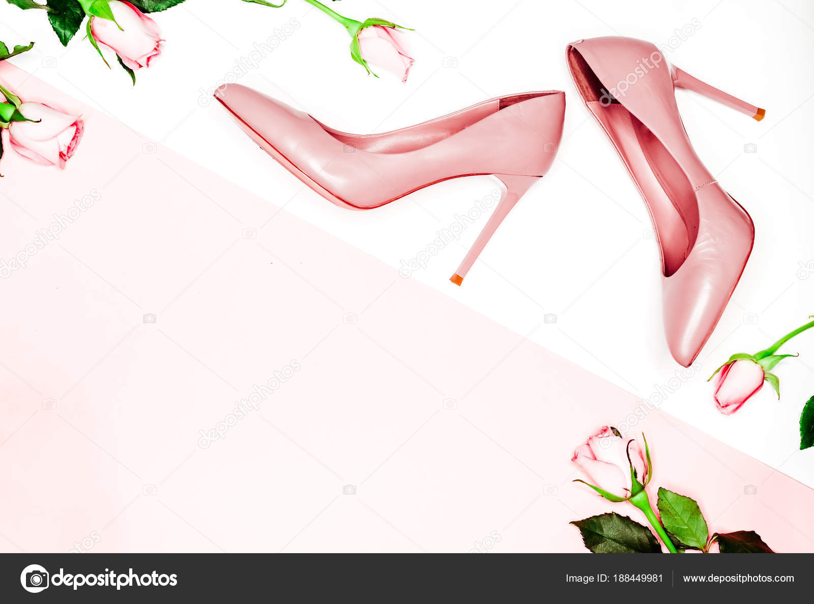 vid-na-obnazhennih-zhenshin-sverhu-na-foto-porno-minet-drochit