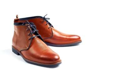 beyaz izole lüks erkek kahverengi ve mavi deri ayakkabı