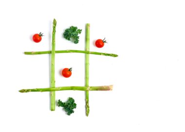 gıda ile tic tac toe, kuşkonmaz lahana, domates, kavram zayıflama, karar, seçim zafer