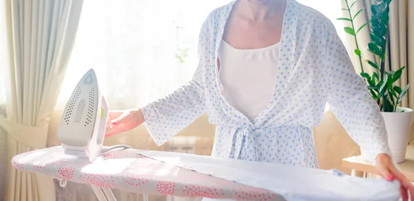 Closeup Woman Ironing Clothes Ironing Board — Stock Photo, Image