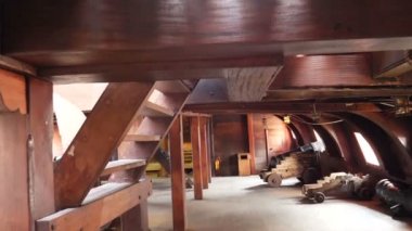 İç eski korsan gemisi