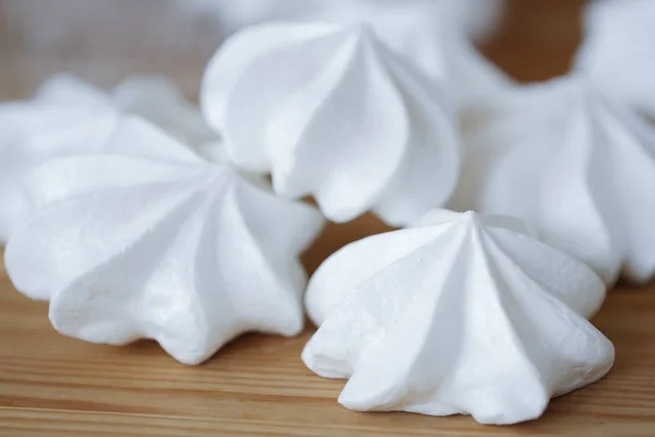 White Fresh Tasty Meringues Wooden Table — Stock Photo, Image