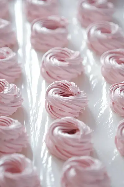 Fresh Delicious Dessert Berry Marshmallows Table — Stock Photo, Image