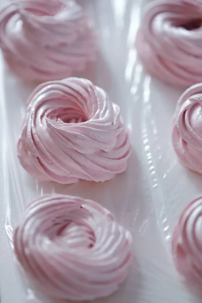 Fresh Delicious Dessert Berry Marshmallows Table — Stock Photo, Image