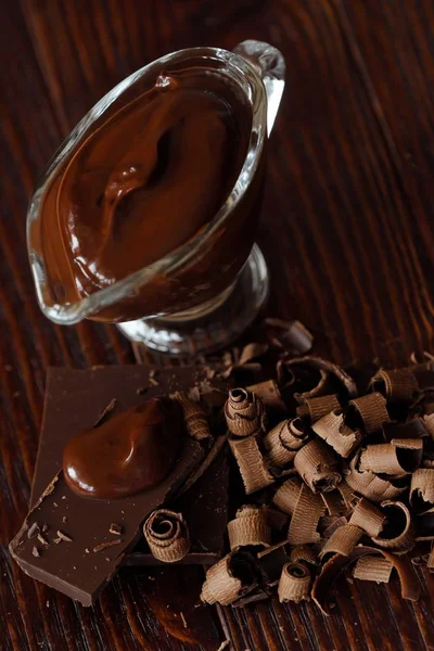 Вкусный Горячий Шоколад Стакане Коричневом Фоне — стоковое фото