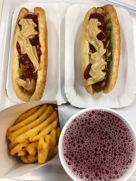 Hot Dogs Sap Het Café — Stockfoto