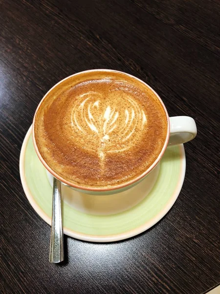 Delicioso Cappuccino Café Com Canela Mesa Madeira — Fotografia de Stock