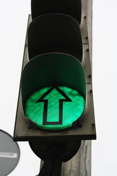 Zöld Jelzésű Közlekedési Lámpa Megengedett — Stock Fotó