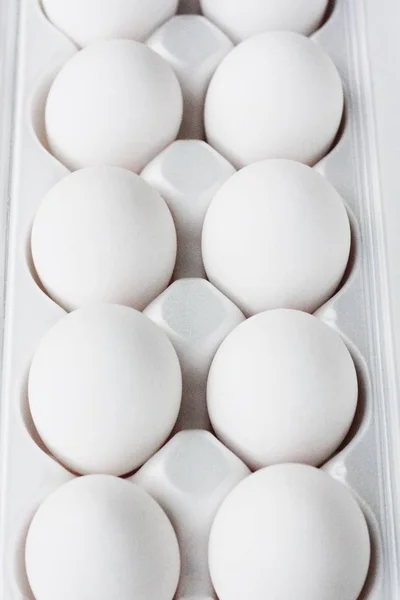 Fresh White Chicken Eggs Package — ストック写真