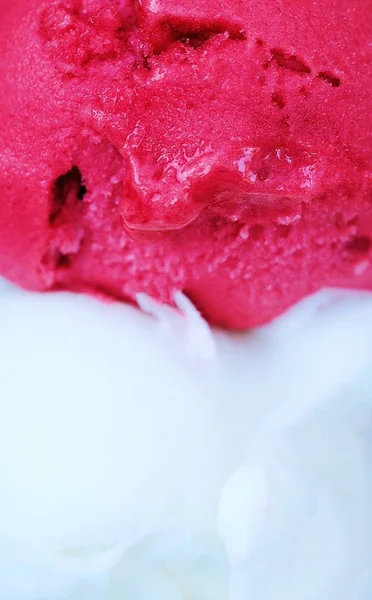 맛있는 딸기와 아이스크림 매크로 — 스톡 사진