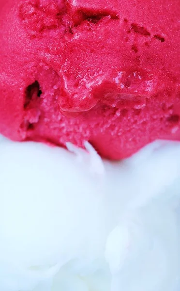 Delizioso Gelato Alla Fragola Lime Macro — Foto Stock