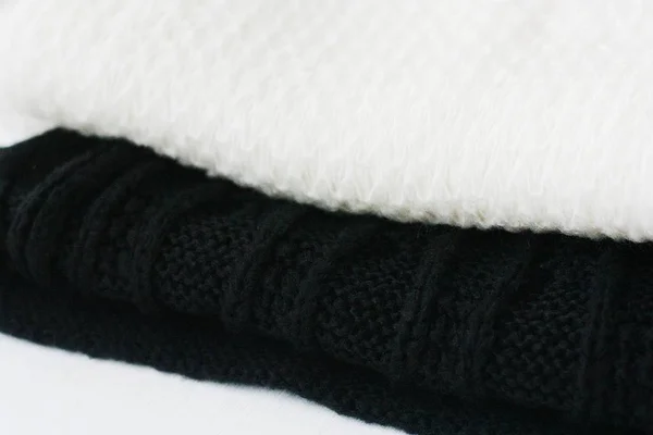 Hermosas Bufandas Blancas Negras Vista Cerca — Foto de Stock