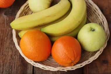 Masada portakallar ve muzlar