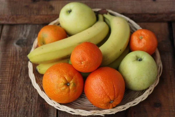 Oranges Apples Bananas Table — Stock Photo, Image