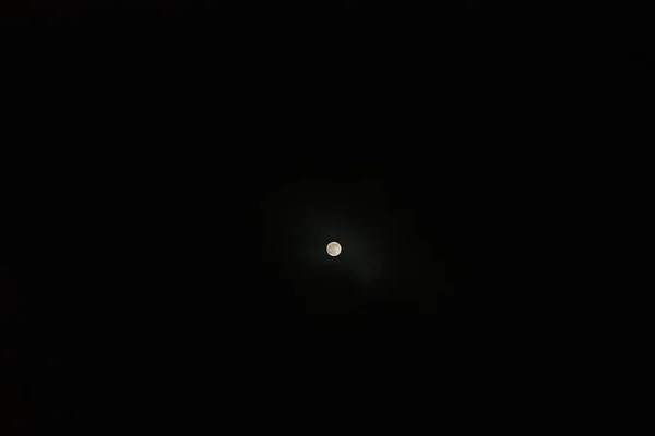 Bulan Purnama Dalam Pandangan Langit Malam — Stok Foto