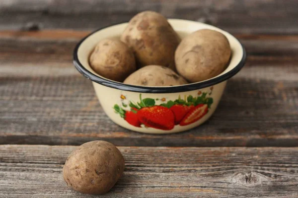 Świeże Ziemniaki Pięknej Misce Makro — Zdjęcie stockowe