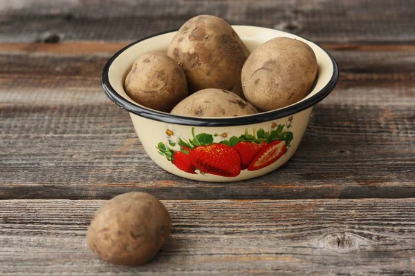 Verse Aardappelen Een Mooie Kom Macro — Stockfoto